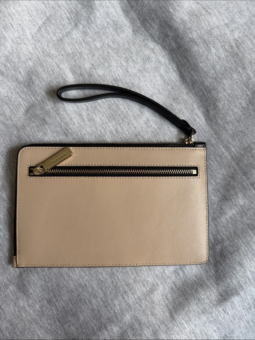 kate spade Black and Beige Two-Tone Leather Wristlet